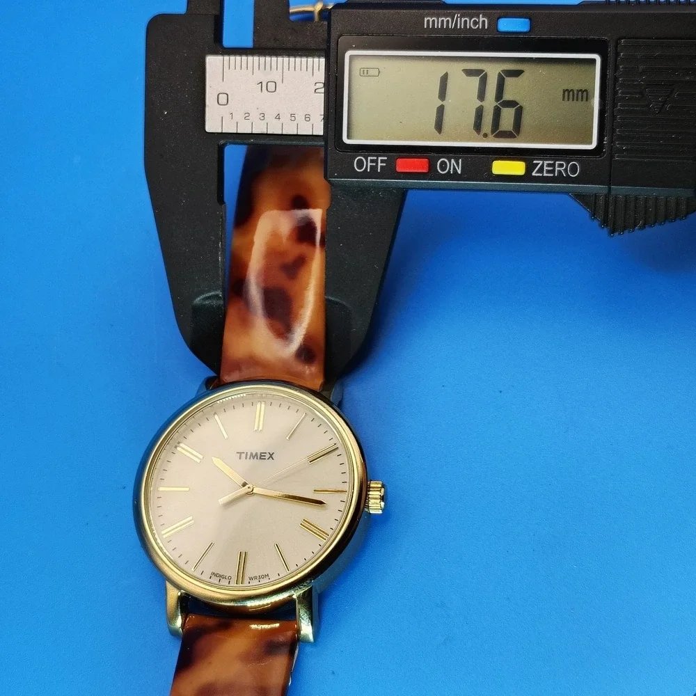 Vintage 2012 Timex Easy Reader Indiglo 38mm Gold Tone Mens‎ Quartz Dress Watch